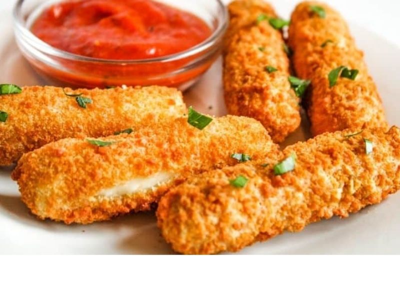 How long to air fry mozzarella sticks in air fryer 