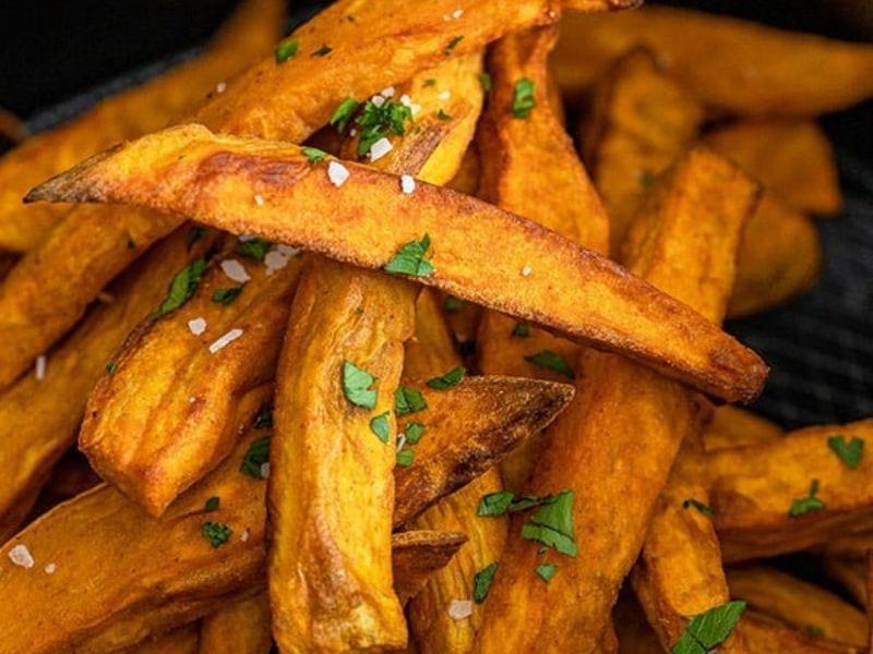 Cooking frozen sweet potato fries in air fryer