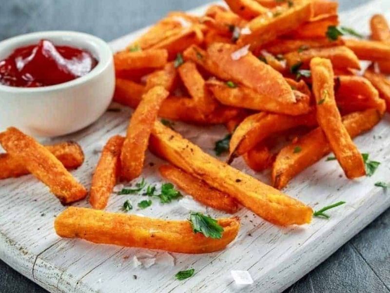 How long to cook sweet potato fries in air fryer