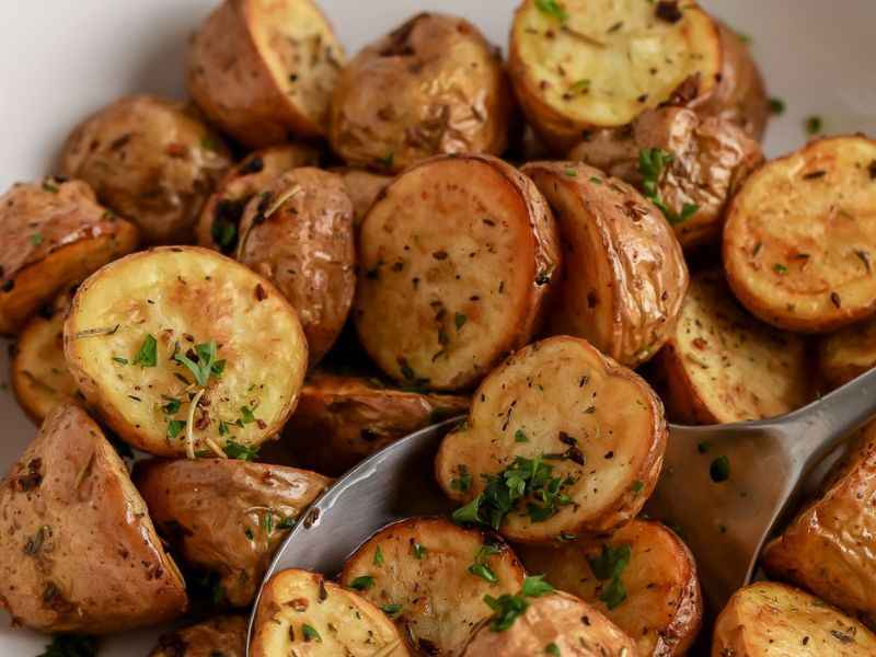 how to roast garlic in air fryer without foil