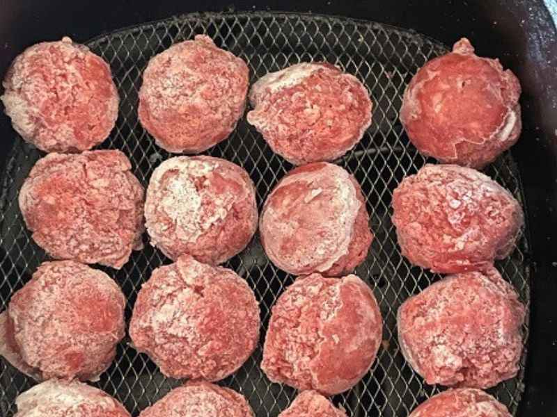 how to cook frozen meatballs in air fryer